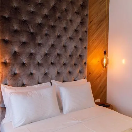 Daire Dali Pupin Palace *