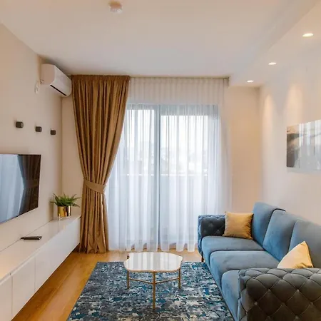 Apartmán Dali Pupin Palace