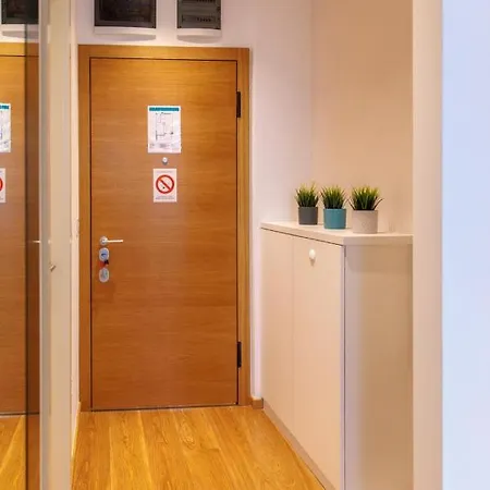 Daire Dali Pupin Palace *