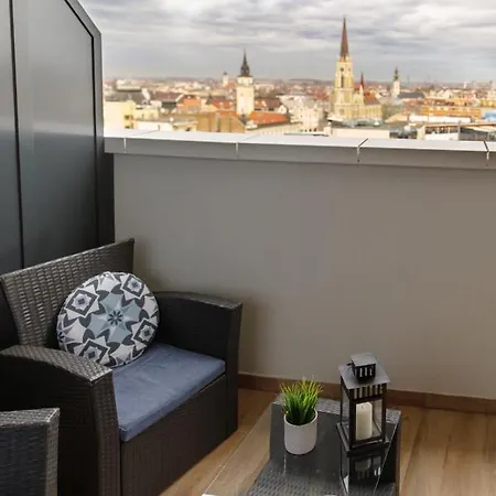 Dali Pupin Palace Apartmán *